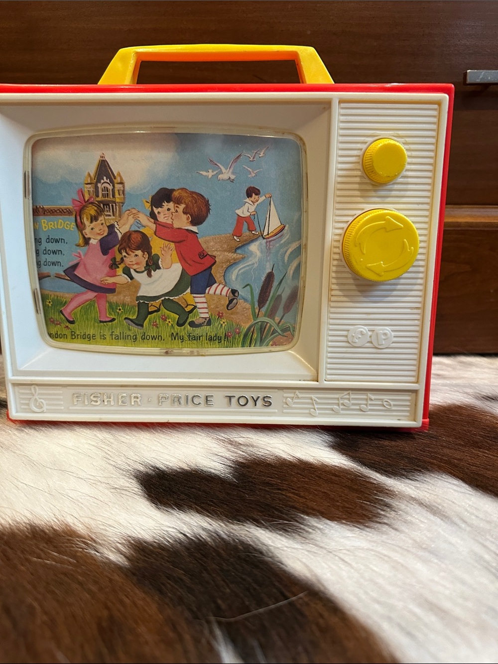 Fisher Price Two Tune Giant Screen Music Box Tv 114,  Switzerland.